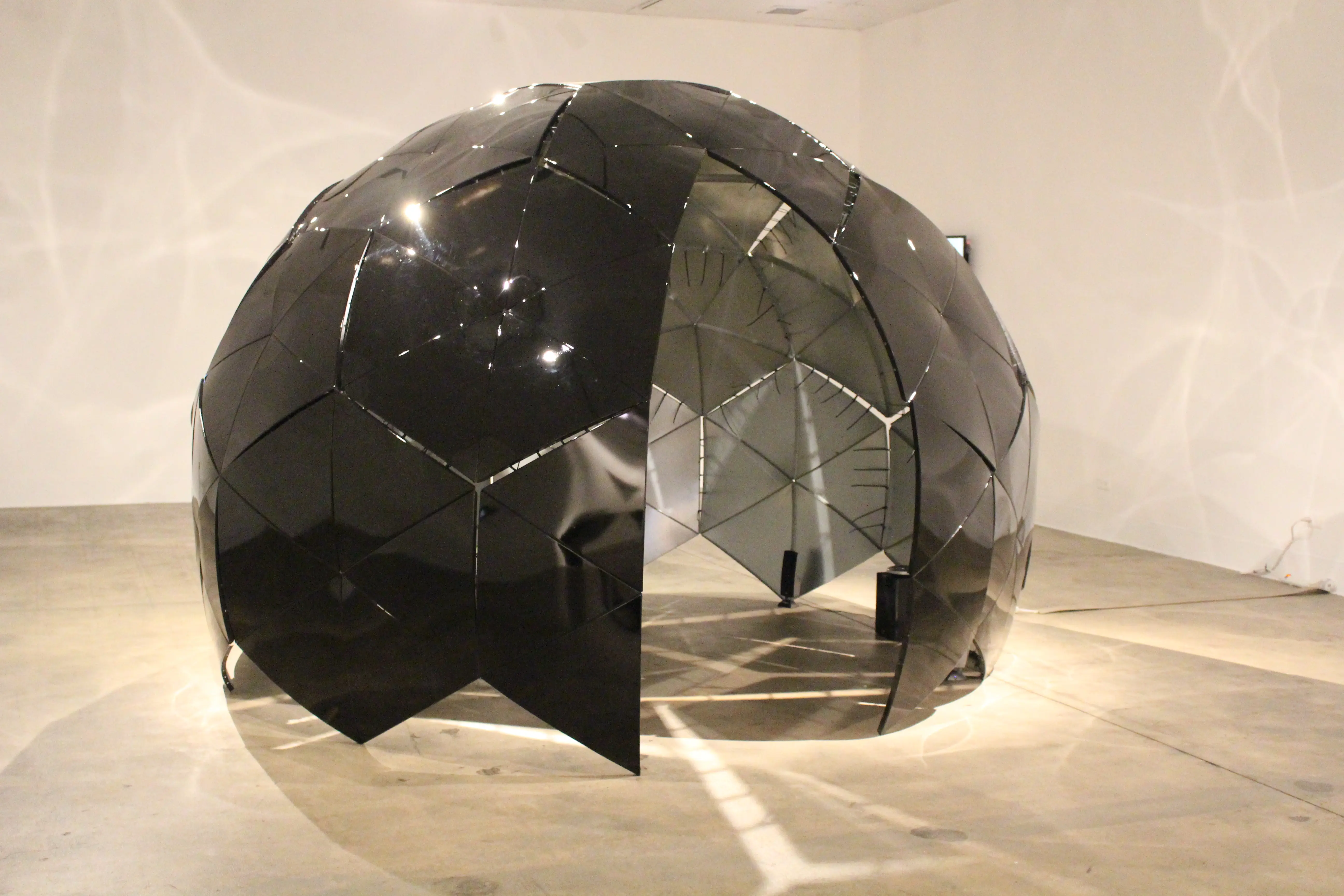 D.C. National Gallery of Art Beatriz Cortez El Salvador Black Mirror