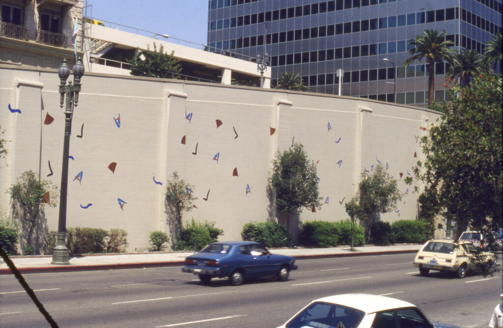 Saar 1983 L.A : Energy Los Angeles
Courtesy of the artist and Roberts Projects, Los Angeles, California