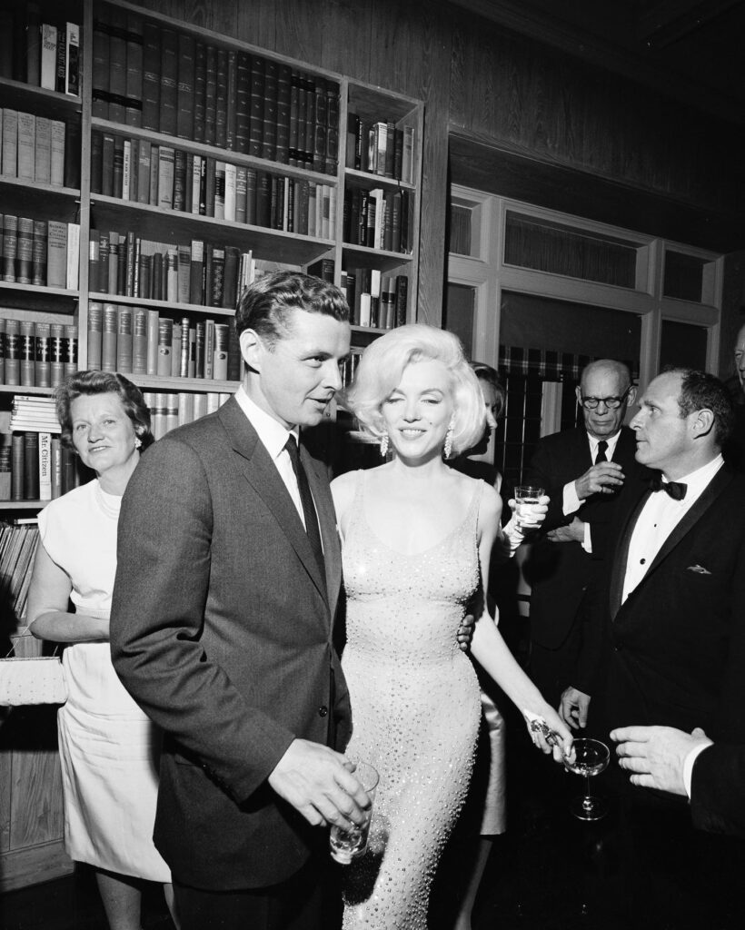 In 1962, Marilyn Monroe wore the legendary garment to sing President John F. Kennedy "Happy Birthday."
Photograph taken from Instagram